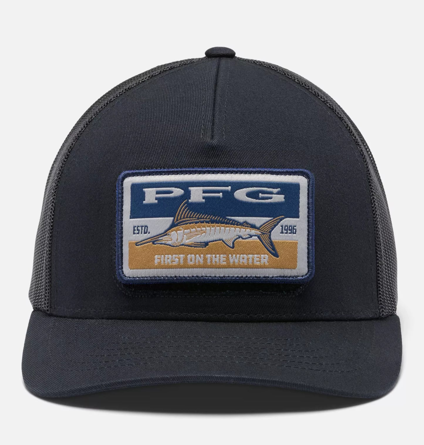GORRA SNAPBACK CON PARCHES